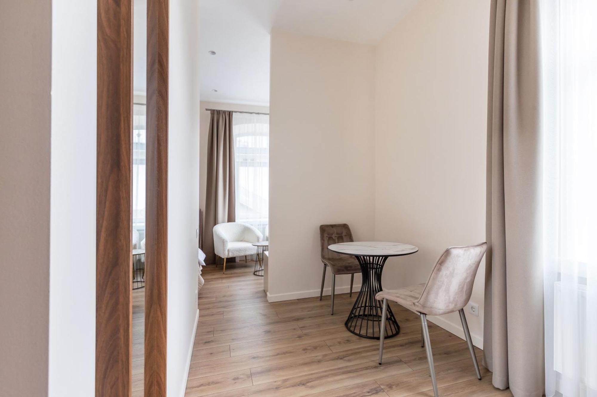 Studioapart23 - Brand New Apartments In City Center Vilnius Ruang foto