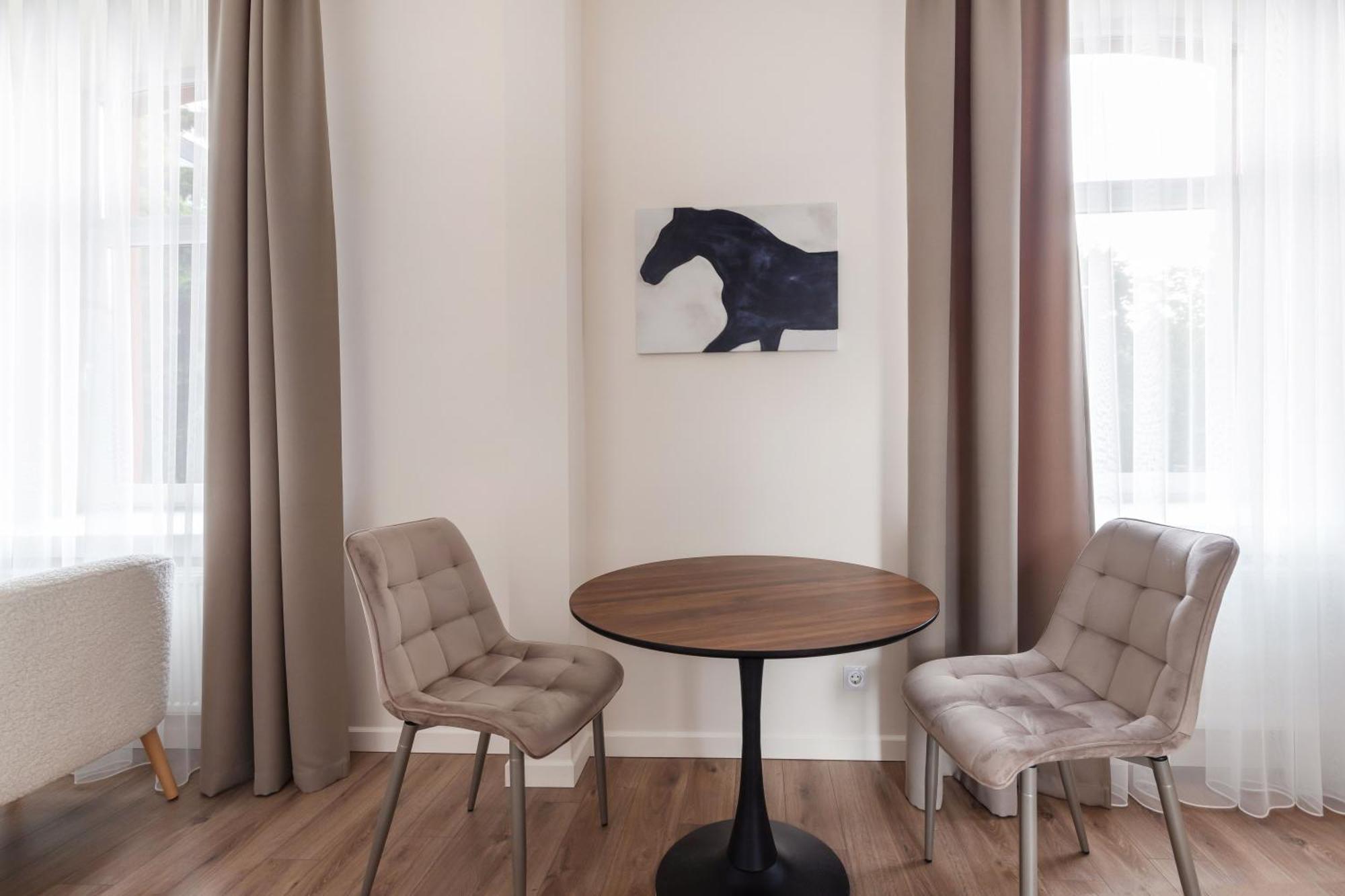 Studioapart23 - Brand New Apartments In City Center Vilnius Ruang foto